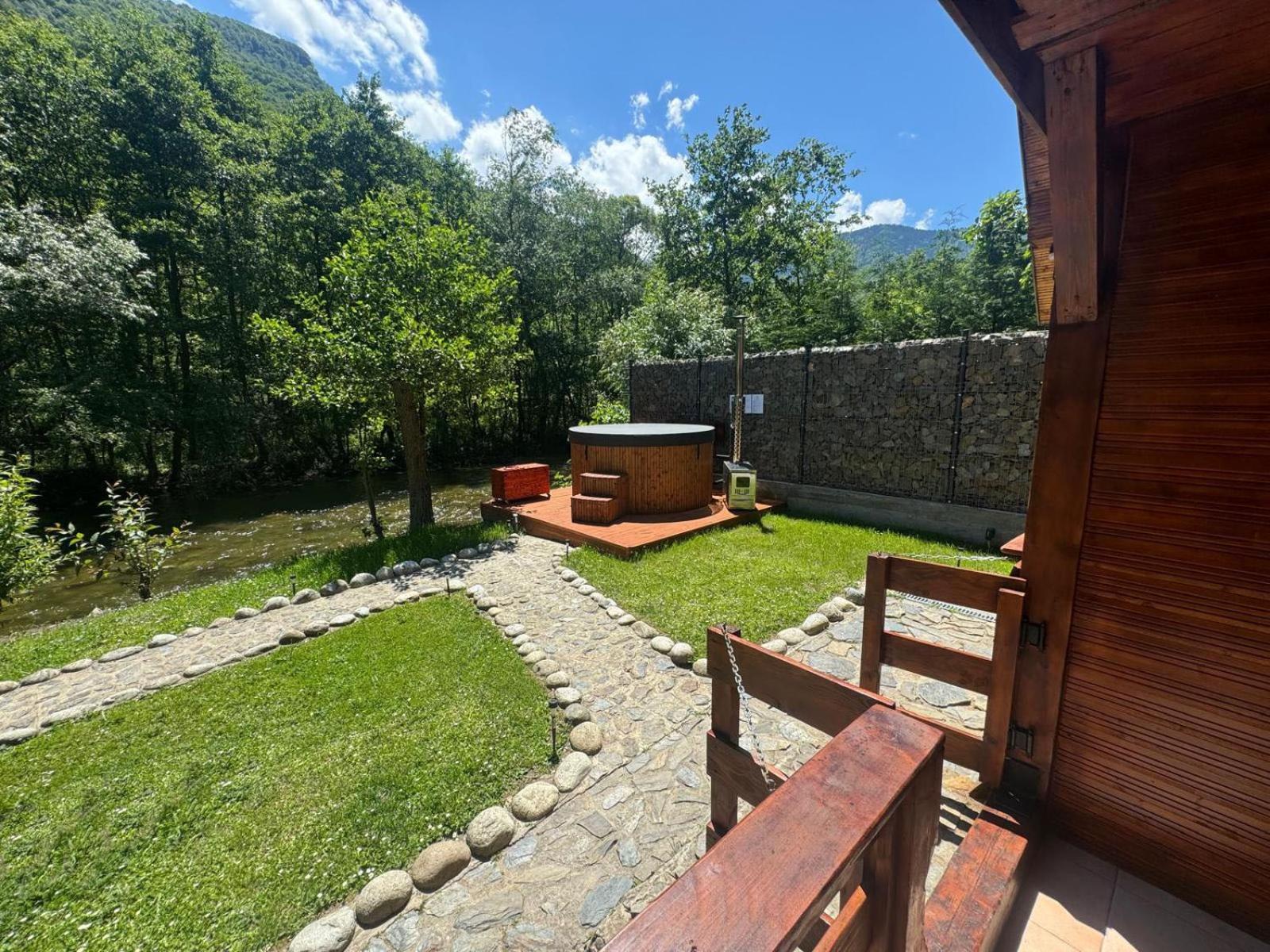 Woods Retreat Villa Malomvíz Kültér fotó