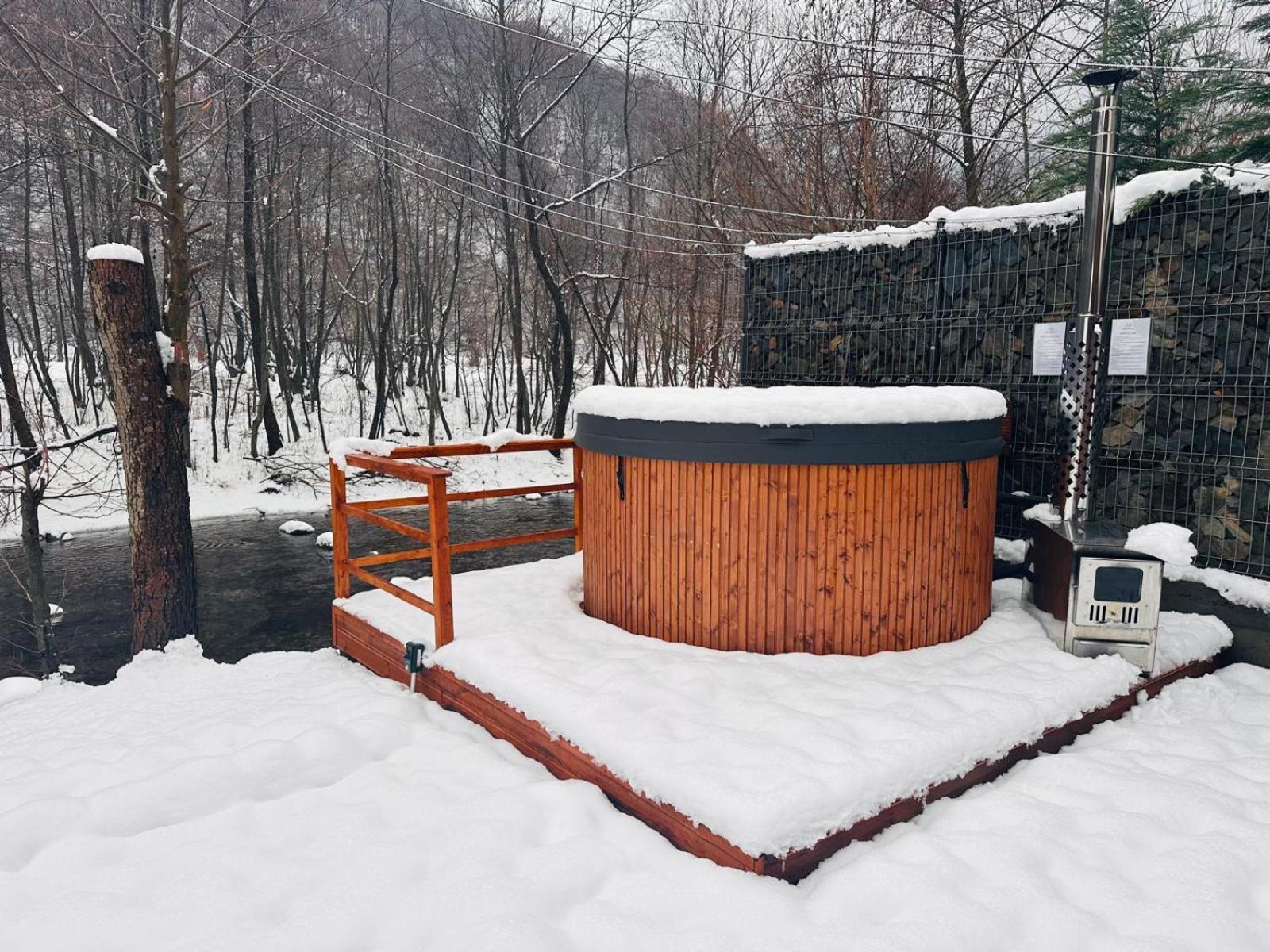 Woods Retreat Villa Malomvíz Kültér fotó